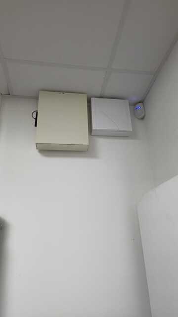 Pose d'une alarme Aritech Advanced en remplacement d’un Galaxy Honeywell dans un tabac près de Libourne