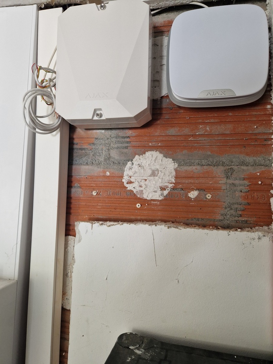 Installation d&rsquo;un système d&rsquo;alarme sur une maison individuelle à Pompignac