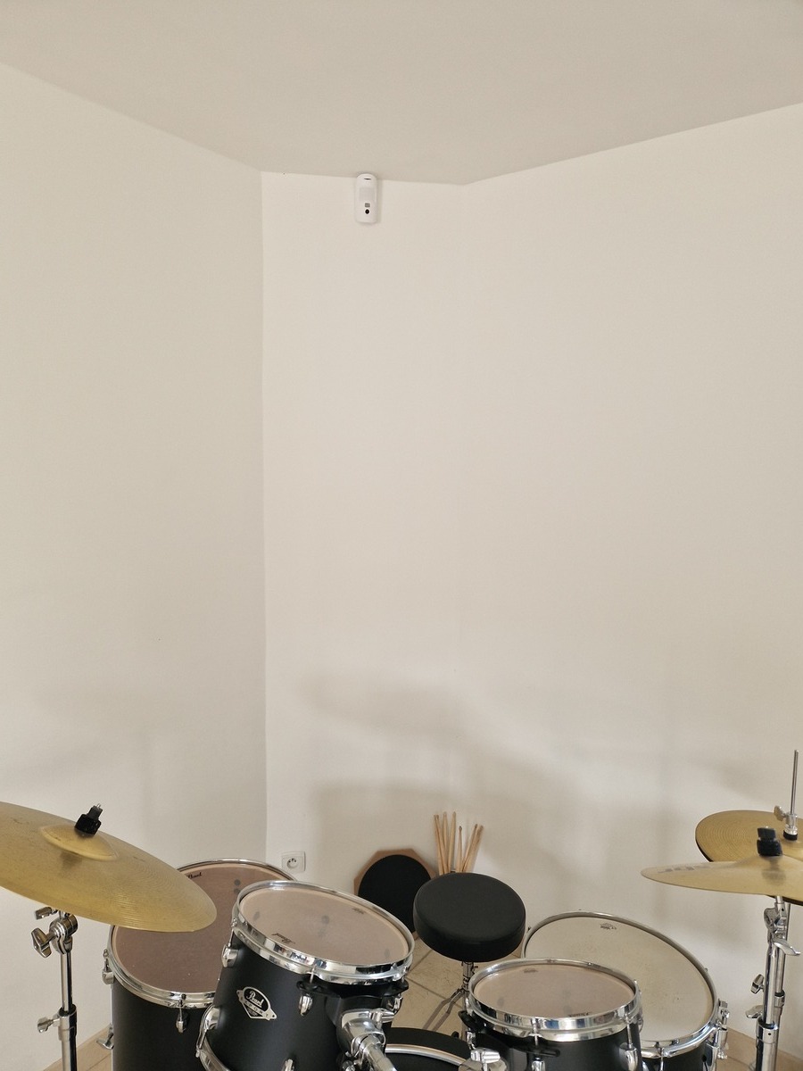 Installation d&rsquo;un système d&rsquo;alarme sur une maison individuelle à Pompignac