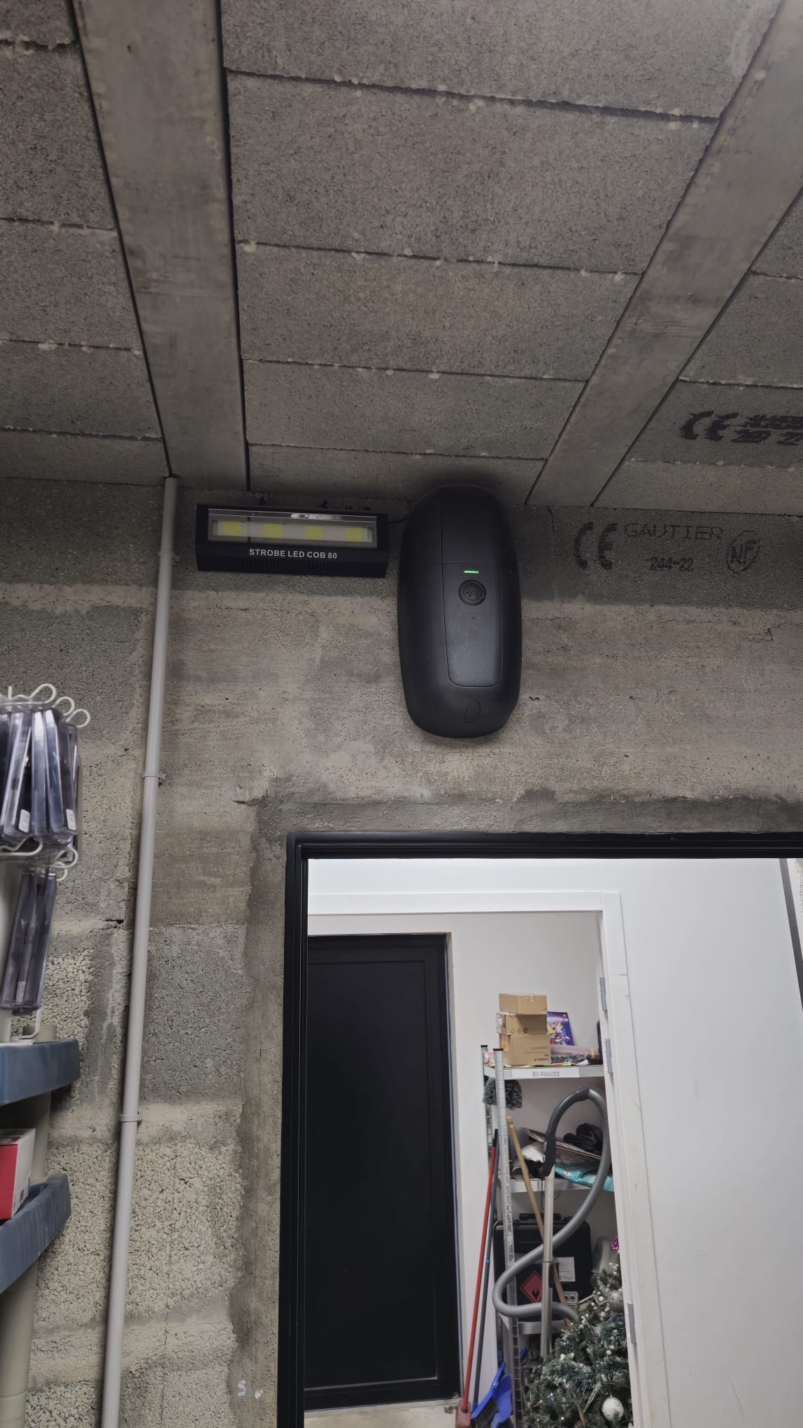 Pose d&rsquo;une alarme Aritech Advanced en remplacement d’un Galaxy Honeywell dans un tabac près de Libourne