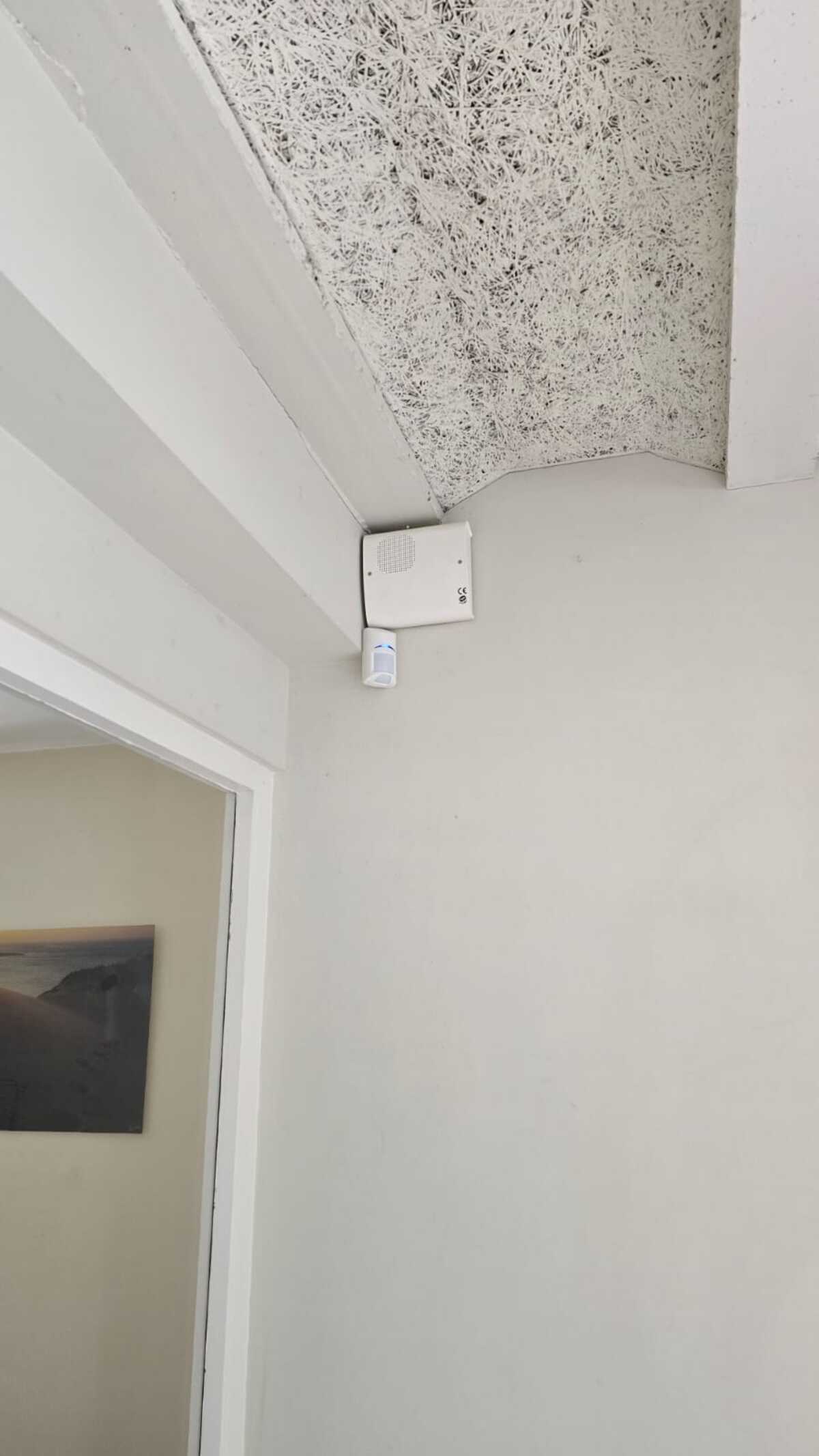 Sécurisez votre entreprise avec les systèmes de surveillance Aritech et Hik-Vision