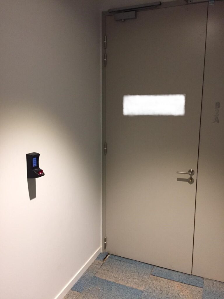 Pose Lecteur Vauban Biométrique à Bordeaux